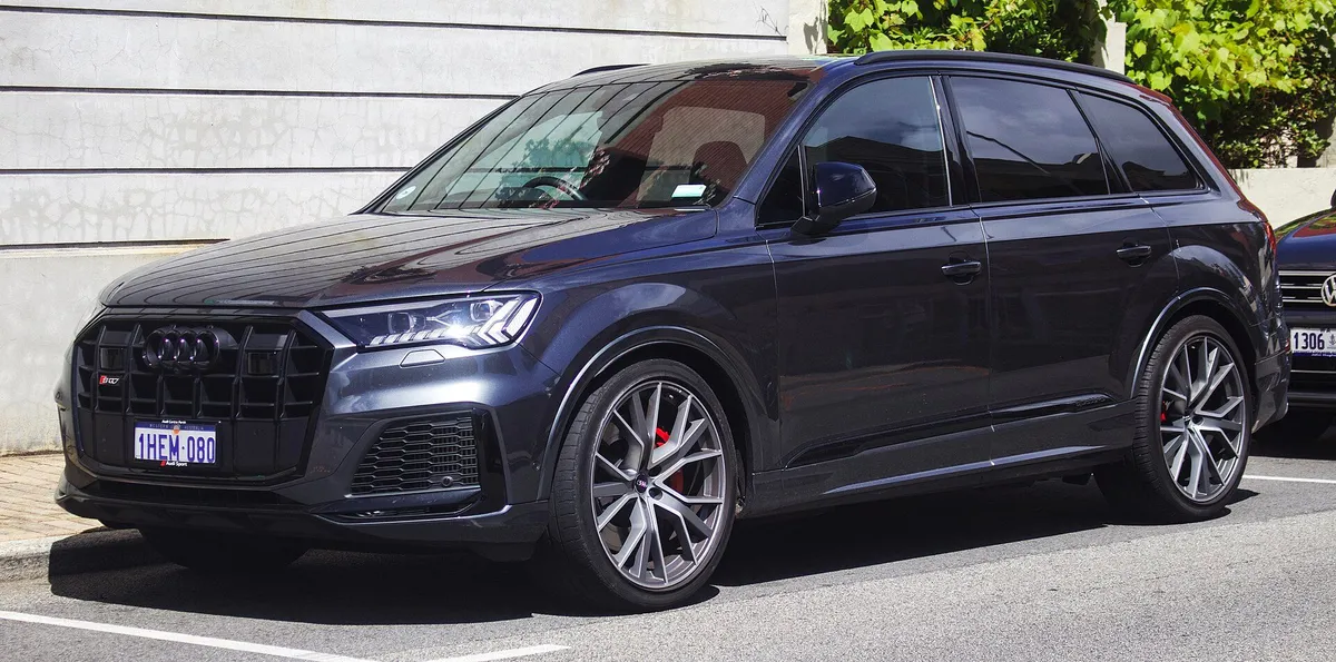 Audi Q7 4M facelift (2020–)